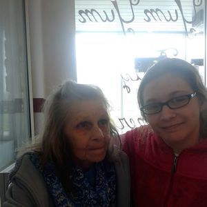 Meet your Posher, Stephanie